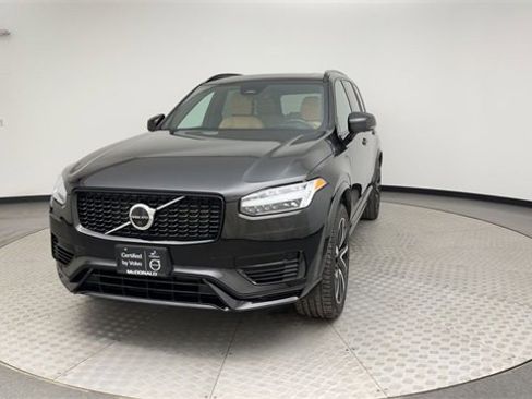 Used 2023 Volvo XC90 T8 Ultimate image 7