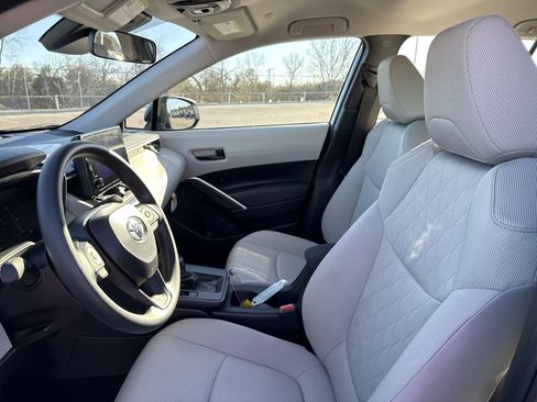 Certified 2026 Toyota Corolla Cross L image 12