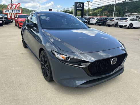 Used 2025 MAZDA MAZDA3 Carbon AWD/4WD image 1