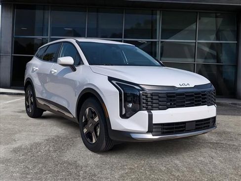 New 2026 Kia Sportage LX FWD image 1