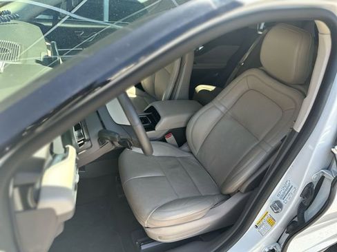 Used 2020 Lincoln Corsair FWD w/ Premium Package image 12