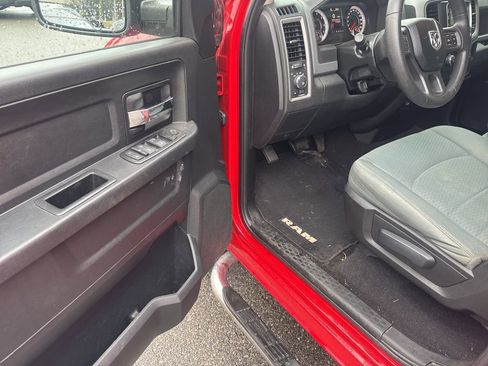 Used 2014 RAM 1500 Express image 11