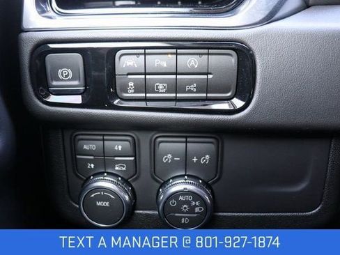 New 2026 GMC Yukon Elevation image 25