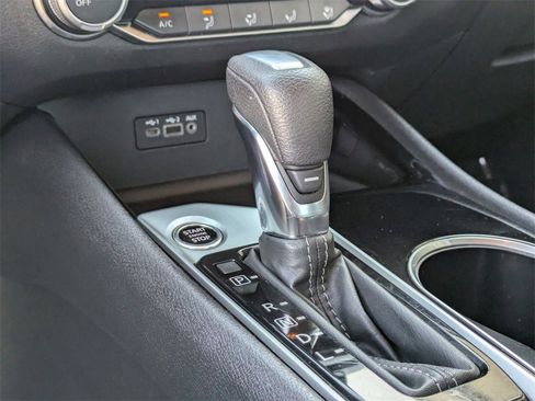 Used 2024 Nissan Altima 2.5 SV image 22