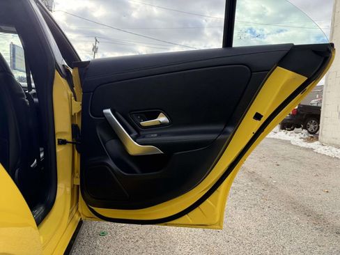 Used 2020 Mercedes-Benz CLA 250 image 18