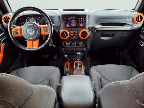 Used 2018 Jeep Wrangler Unlimited Sport S AWD/4WD image 11