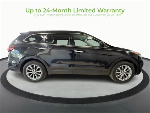 Used 2017 Hyundai Santa Fe SE AWD/4WD image 8
