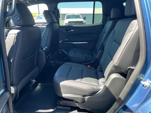New 2026 Chevrolet Traverse Z71 w/ Enhanced Driving Package AWD/4WD image 19