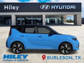 Used 2023 Kia Soul GT-Line video 3