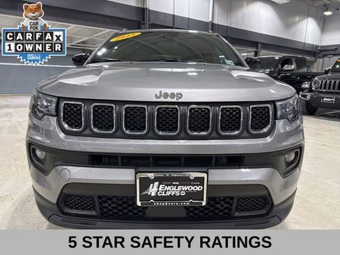 Used 2023 Jeep Compass Latitude w/ Convenience Group image 2