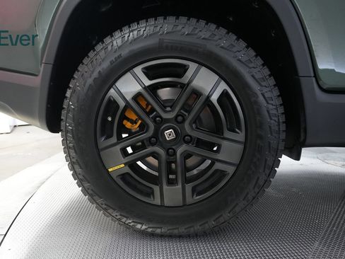 Used 2022 Rivian R1T Adventure AWD/4WD image 21