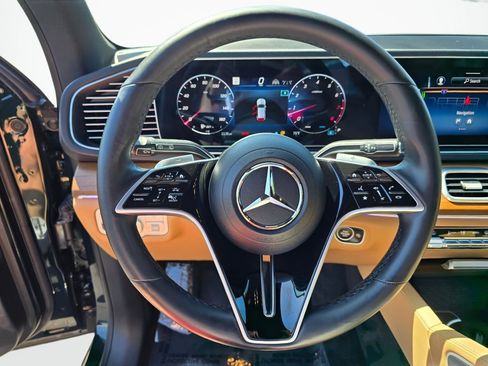 Used 2024 Mercedes-Benz GLE 350 4MATIC w/ Driver Assistance Package image 14
