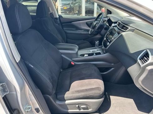 Used 2020 Nissan Murano SV FWD image 12