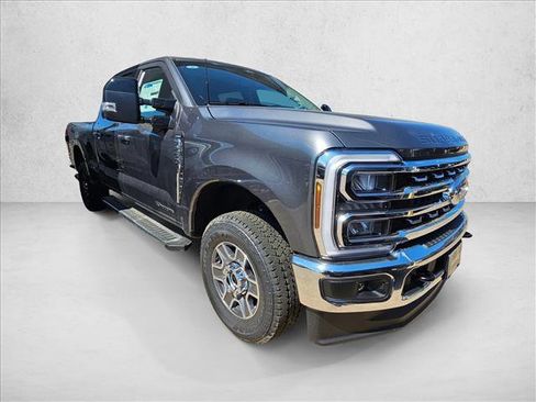 New 2026 Ford F250 Lariat w/ FX4 Off-Road Package image 6