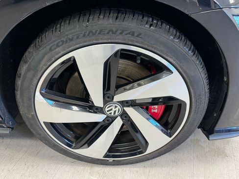 Used 2020 Volkswagen GTI S image 30