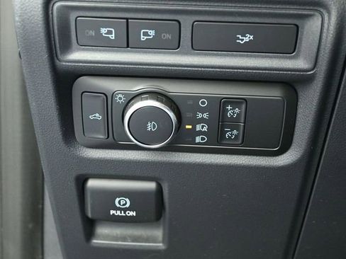 Certified 2022 Ford F150 XLT w/ Equipment Group 302A High image 11