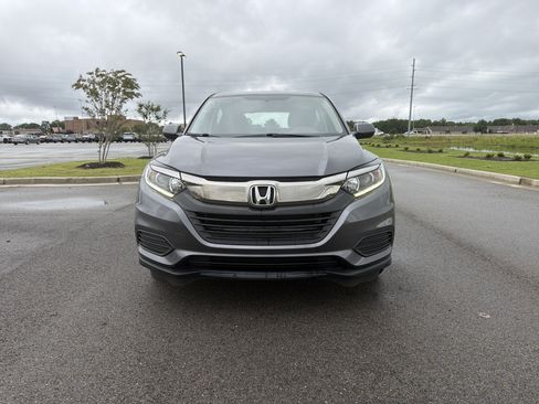 Certified 2021 Honda HR-V LX image 8