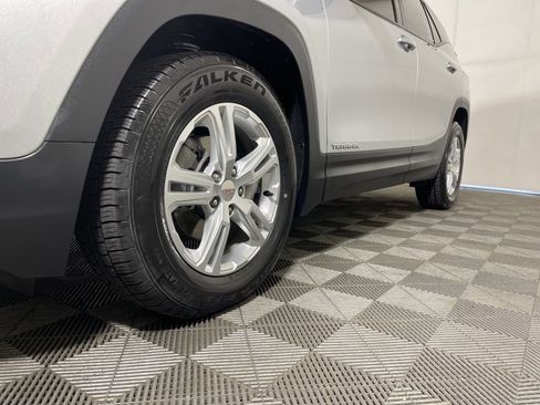 Used 2020 GMC Terrain SLE w/ Driver Convenience Package FWD image 26