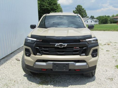 Used 2023 Chevrolet Colorado Z71 w/ Z71 Convenience Package 2 AWD/4WD image 8