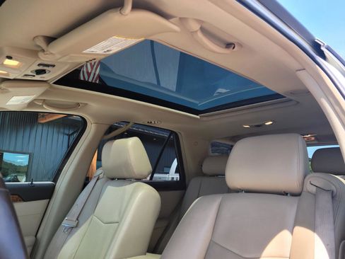 Used 2008 Cadillac SRX AWD w/ Utility Package image 14