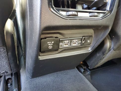 Used 2023 Jeep Grand Cherokee Limited w/ Trailer Tow Prep Group (B) AWD/4WD image 13