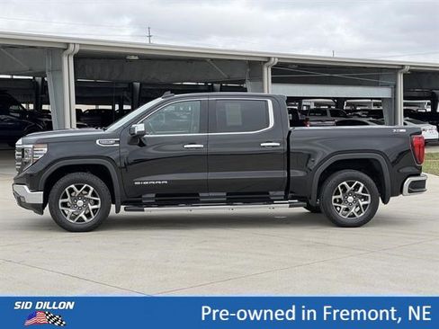 Certified 2024 GMC Sierra 1500 SLT w/ SLT Premium Plus Package AWD/4WD image 8