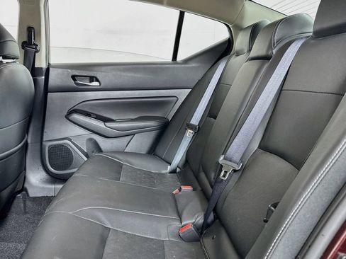 Used 2023 Nissan Altima 2.5 SL AWD/4WD image 9