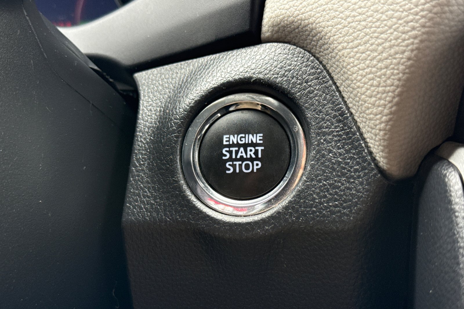 Certified 2024 Toyota RAV4 XLE FWD image 22