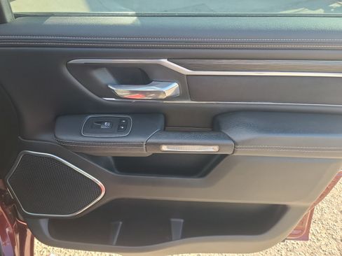 Used 2023 RAM 1500 Laramie AWD/4WD image 31