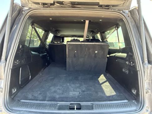 Used 2024 Jeep Wagoneer L Series II w/ Flexible Seating Group AWD/4WD image 10