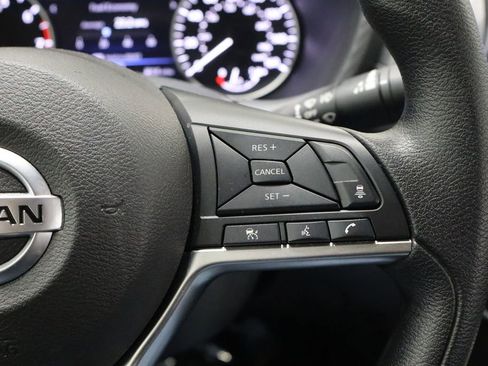 Used 2023 Nissan Sentra SV image 17