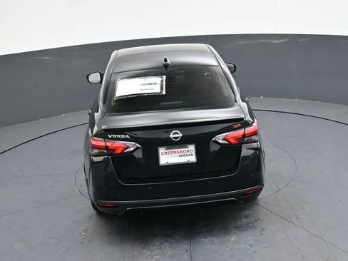 New 2025 Nissan Versa SR w/ Trunk Package image 27
