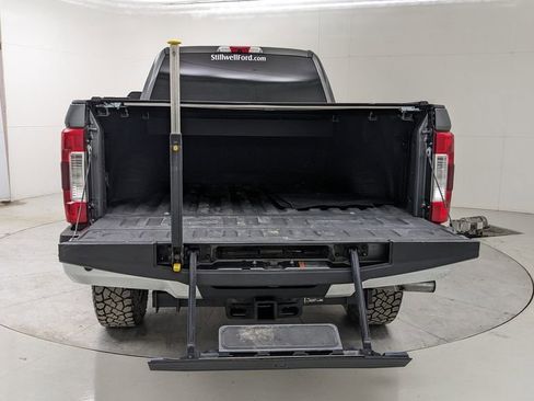 Used 2017 Ford F350 Lariat w/ Chrome Package image 8