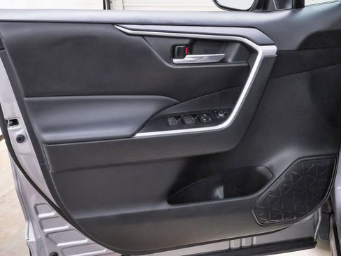 Used 2023 Toyota RAV4 XLE w/ Convenience Package image 25