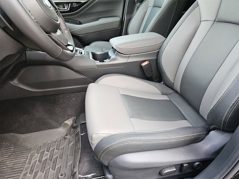 Certified 2025 Subaru Outback Onyx Edition image 19