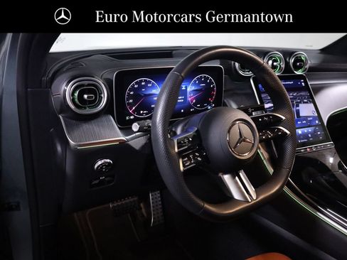 Used 2026 Mercedes-Benz GLC 300 4MATIC image 34