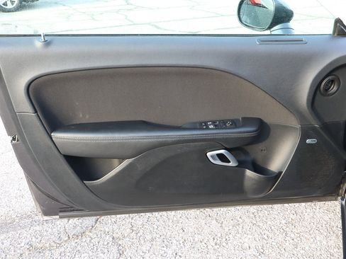 Used 2023 Dodge Challenger SXT image 13