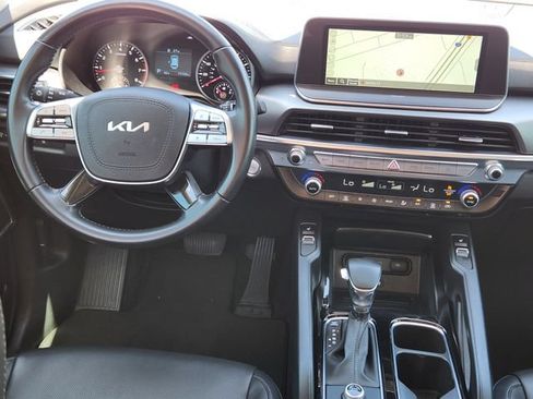 Used 2022 Kia Telluride S FWD image 27