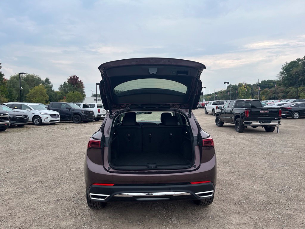 Used 2025 Buick Envision Preferred AWD/4WD image 13