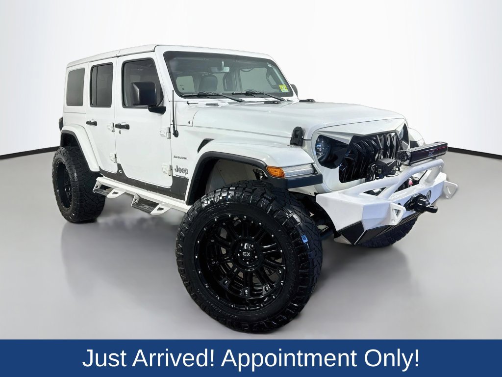 Used 2019 Jeep Wrangler Unlimited Sahara AWD/4WD image 1