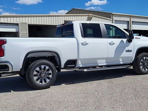 New 2026 Chevrolet Silverado 2500 LT w/ Texas Edition image 8