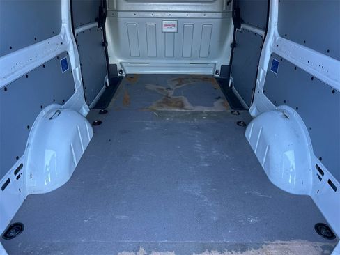 Used 2022 Mercedes-Benz Metris Cargo image 16
