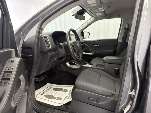 Used 2024 Nissan Frontier SV w/ SV Convenience Package AWD/4WD image 7