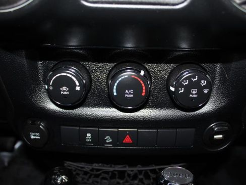 Used 2013 Jeep Wrangler Unlimited Sport w/ Connectivity Group image 19