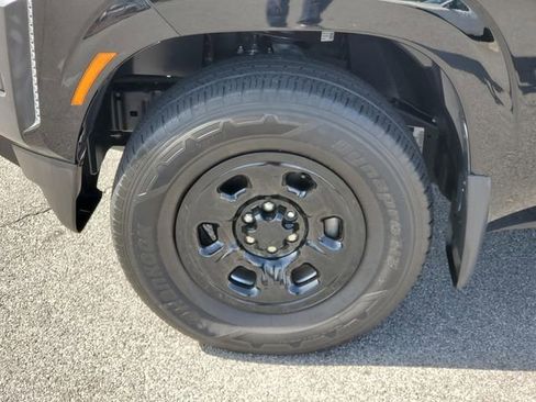 Used 2022 Nissan Frontier S w/ Technology Package image 9