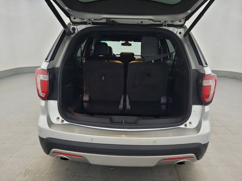 Used 2016 Ford Explorer Limited w/ Equipment Group 301A AWD/4WD image 29