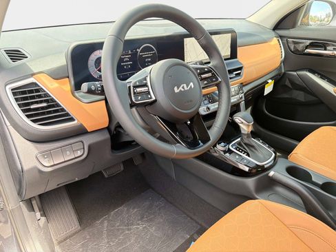 New 2026 Kia Seltos EX FWD image 19
