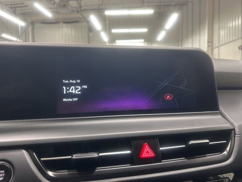 New 2026 Kia Seltos SX image 18