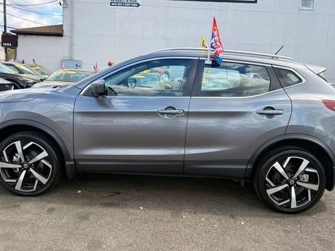 Used 2022 Nissan Rogue Sport SL image 10