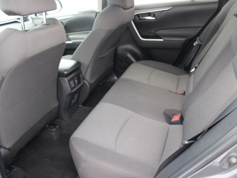 Certified 2022 Toyota RAV4 XLE image 14